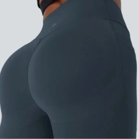 Halara SoCinched Scrunch Butt Lifting Tummy Control UltraSculpt Leggings… - Picture 2 of 8